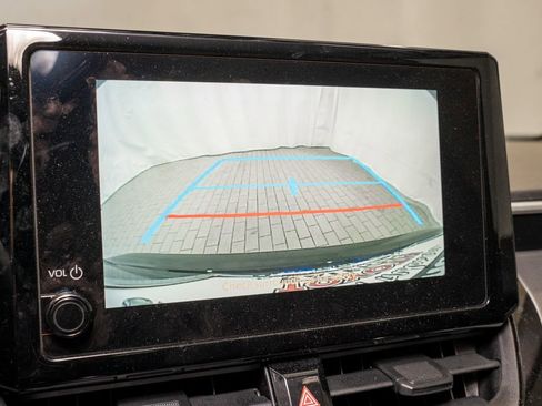 Used 2023 Toyota Corolla SE image 13