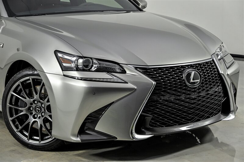 Used 2018 Lexus GS 350 F Sport RWD image 2
