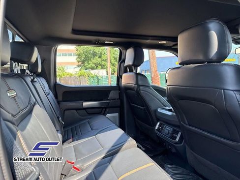 Used 2023 Ford F150 Platinum AWD/4WD image 27