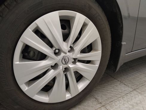 Used 2025 Nissan Sentra S FWD image 31