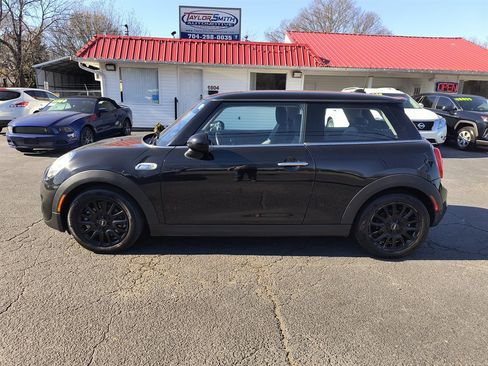 Used 2019 MINI Cooper S image 2