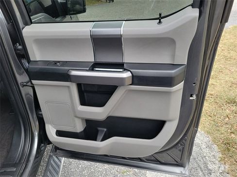 Used 2019 Ford F150 XLT w/ Equipment Group 302A Luxury image 29