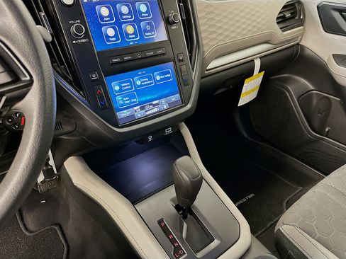 Used 2025 Subaru Forester AWD image 25