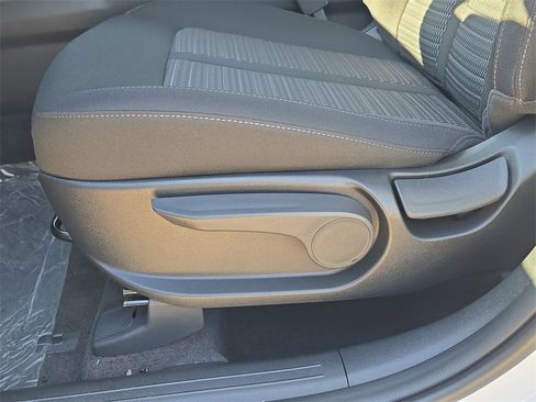 New 2026 Kia Sorento LX image 22