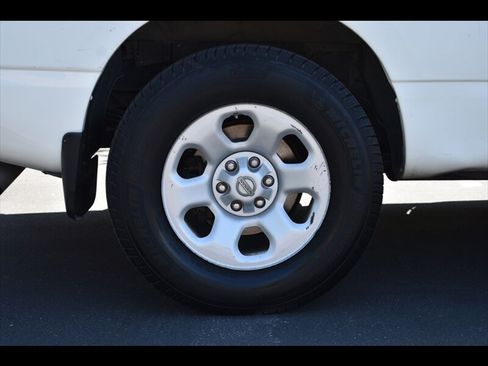 Used 2017 Nissan Titan S AWD/4WD image 38