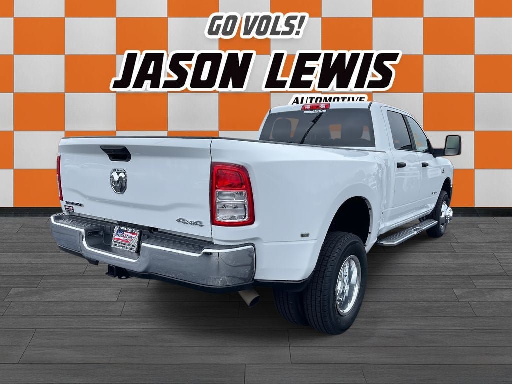 Used 2024 RAM 3500 Big Horn AWD/4WD image 3