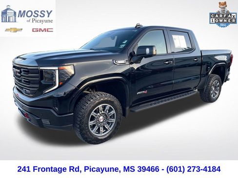 Used 2024 GMC Sierra 1500 AT4 w/ Technology Package image 1