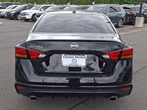 Used 2024 Nissan Altima 2.5 SL FWD image 5