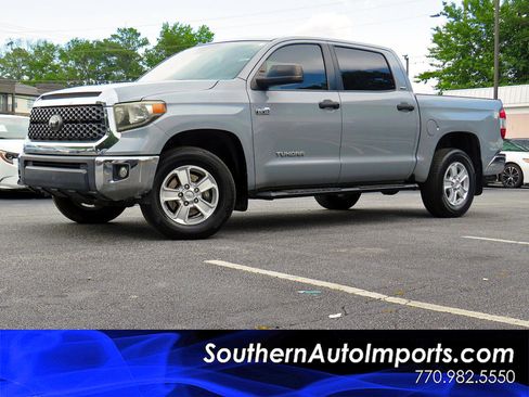 Used 2018 Toyota Tundra SR5 w/ SR5 Upgrade Package image 1