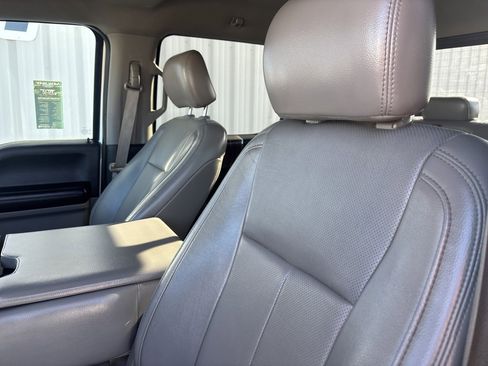 Used 2018 Ford F150 Lariat image 24