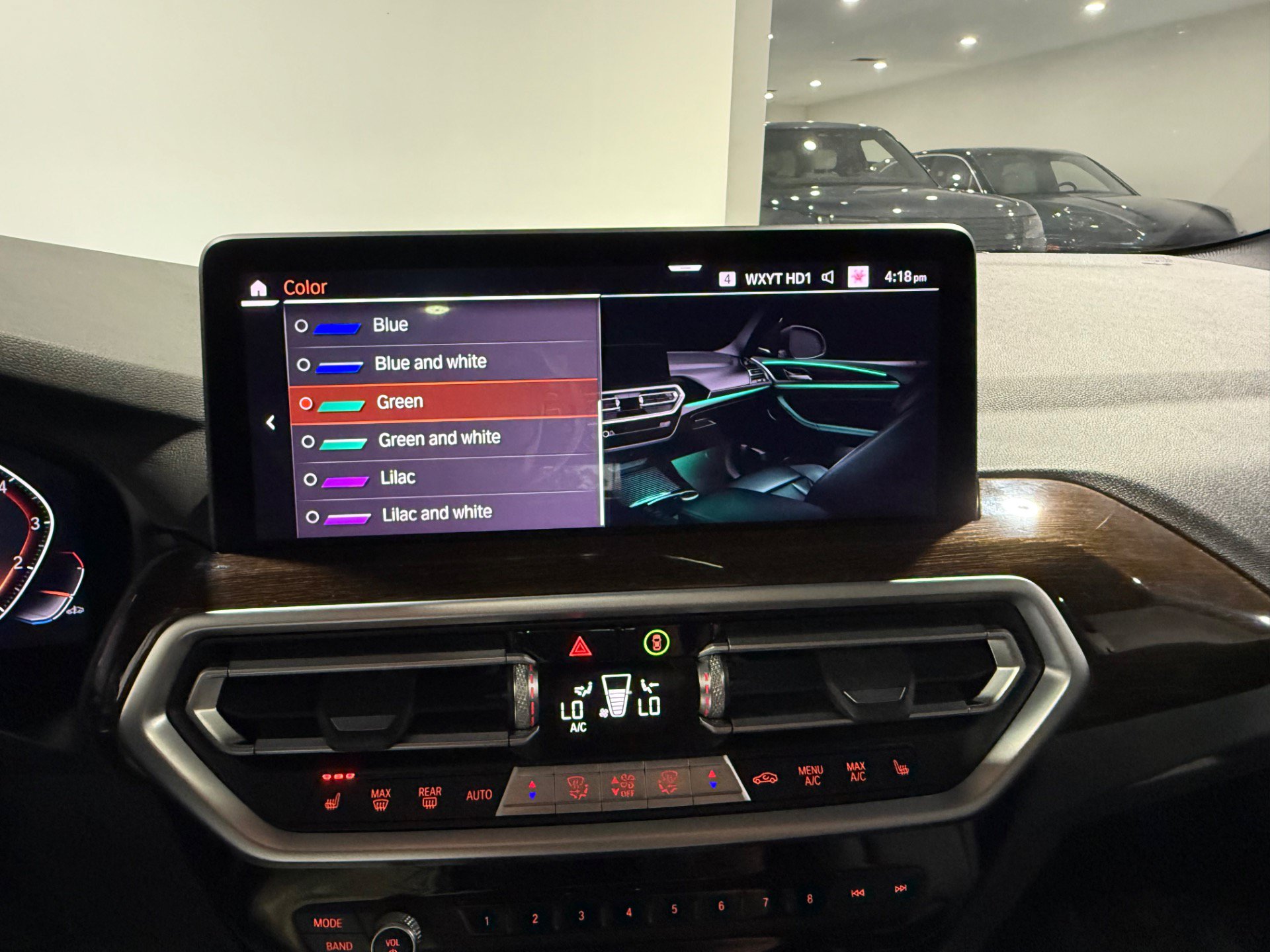 Used 2024 BMW X4 xDrive30i AWD/4WD image 34