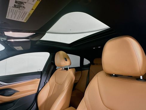 Used 2023 BMW i4 eDrive35 w/ Premium Package image 26