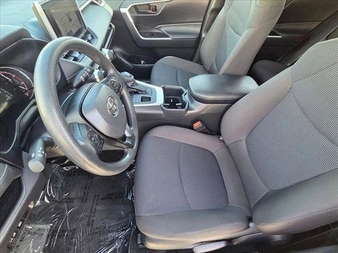 Certified 2025 Toyota RAV4 LE image 14