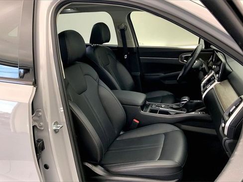 Used 2023 Kia Sorento X-Line EX image 7