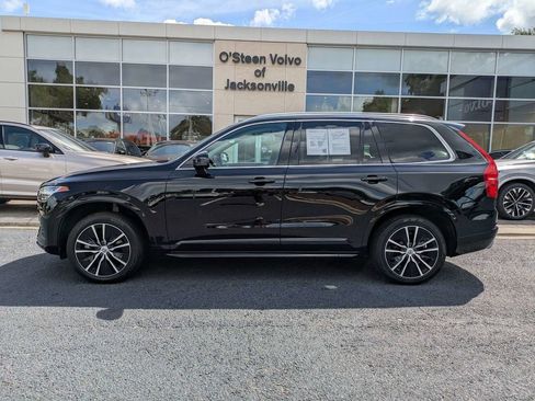 Used 2020 Volvo XC90 T6 Momentum AWD/4WD image 3