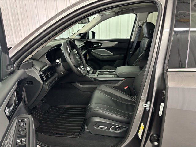 Used 2026 Acura MDX w/ Technology Package FWD image 2