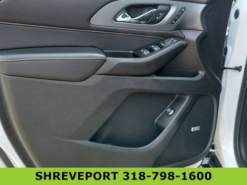 Used 2020 Chevrolet Traverse Premier w/ Redline Edition FWD image 23