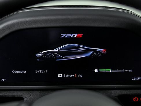 Used 2019 McLaren 720S RWD image 24