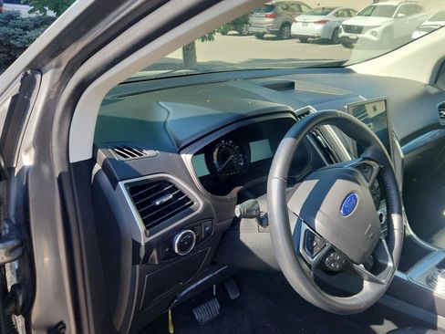 Used 2024 Ford Edge SEL AWD/4WD image 12