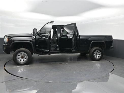 Used 2016 GMC Sierra 1500 Denali image 37