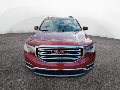 Used 2019 GMC Acadia SLE image 2