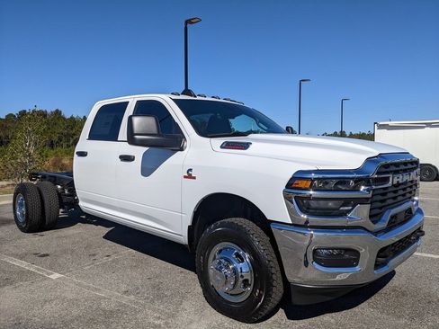 New 2026 RAM 3500 Tradesman w/ Chrome Appearance Group A image 13