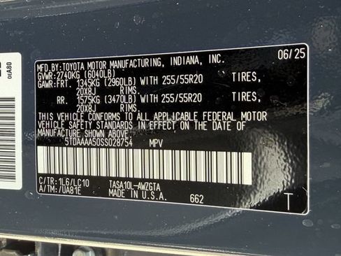 Certified 2025 Toyota Grand Highlander FWD image 31