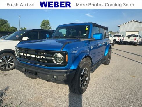 Used 2023 Ford Bronco Outer Banks AWD/4WD image 1