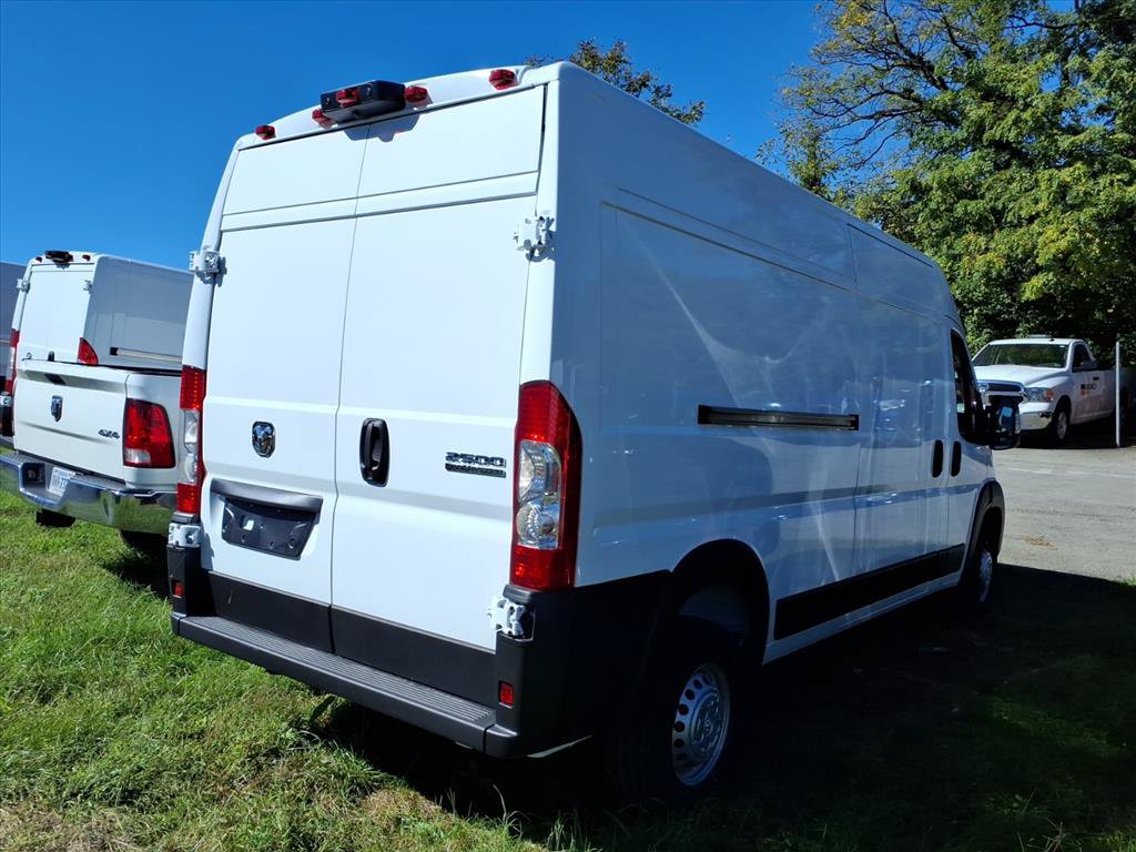 New 2027 RAM ProMaster 2500 w/ Convenience Group FWD image 3