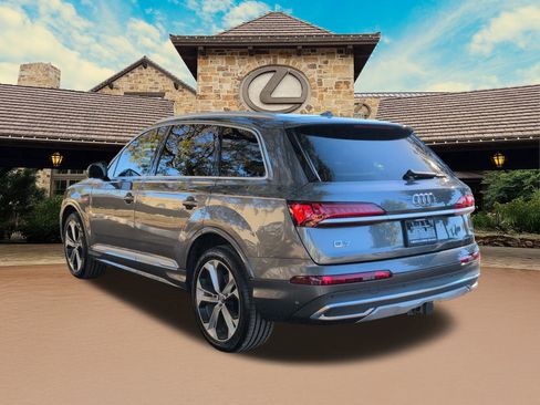 Used 2022 Audi Q7 Premium Plus w/ Premium Plus Package image 3