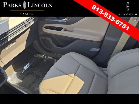 Certified 2022 Lincoln Corsair FWD w/ Equipment Group 101A image 14