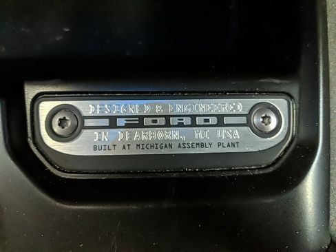 Certified 2022 Ford Bronco Black Diamond image 20