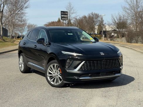 New 2026 Buick Envision Avenir image 2