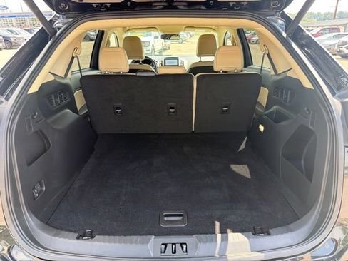 Used 2024 Ford Edge SEL w/ Convenience Package AWD/4WD image 17