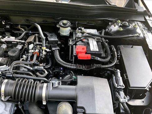 Used 2020 Honda Accord EX image 33