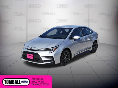 Used 2026 Toyota Corolla SE FWD image 3