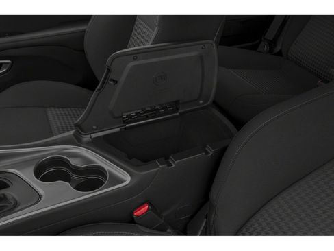 Used 2019 Dodge Challenger R/T w/ Driver Convenience Group RWD image 9