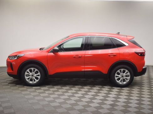 Used 2024 Ford Escape Active w/ Tech Pack #1 AWD/4WD image 13