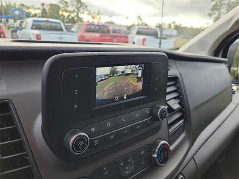 Used 2020 Ford Transit 350 XLT image 22