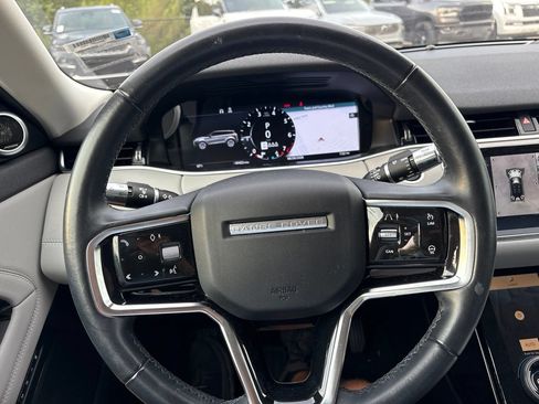 Used 2021 Land Rover Range Rover Evoque SE AWD/4WD image 27