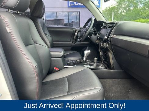 Used 2021 Toyota 4Runner TRD Off-Road Premium w/ Moonroof Package AWD/4WD image 14