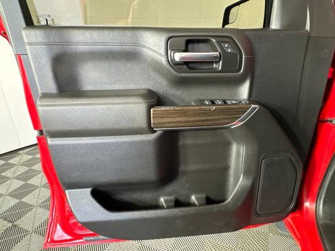 Used 2021 Chevrolet Silverado 1500 LT AWD/4WD image 26
