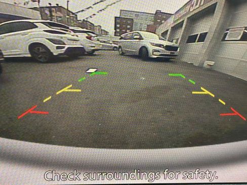 Used 2022 Nissan Pathfinder S AWD/4WD image 27