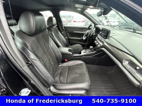 Used 2023 Acura Integra A-Spec image 32