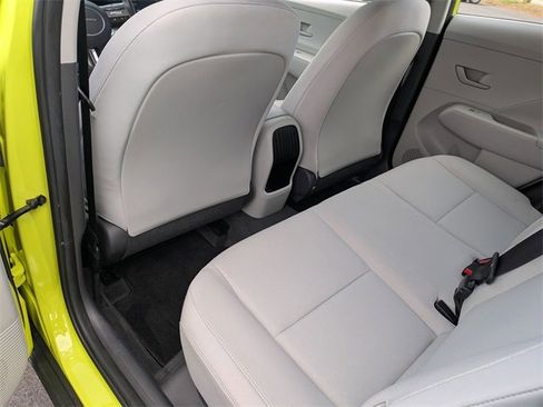 Certified 2024 Hyundai Kona SE image 33