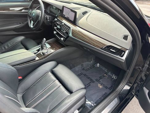 Used 2018 BMW 530i xDrive AWD/4WD image 27