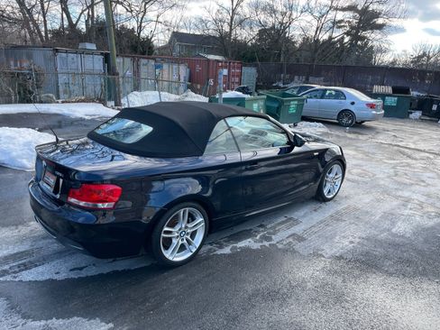Used 2013 BMW 135i Convertible image 32
