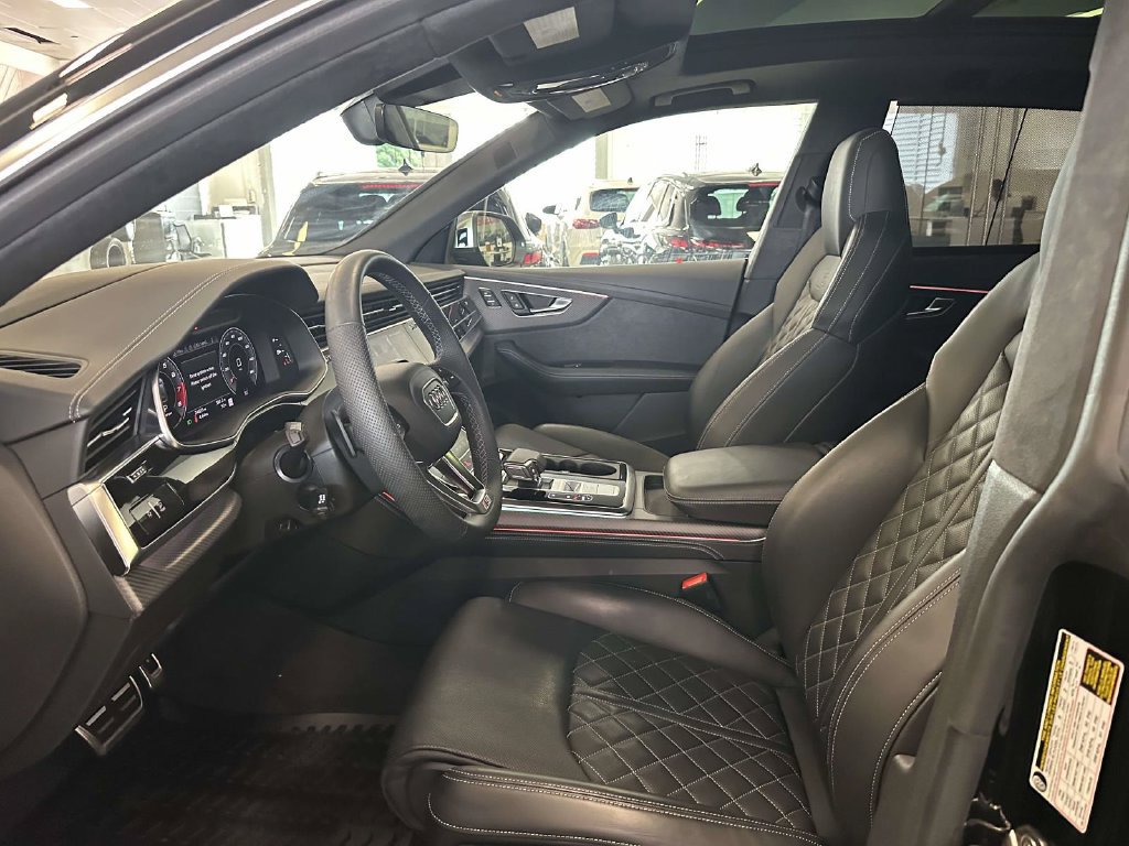 Used 2024 Audi SQ8 Prestige AWD/4WD image 17