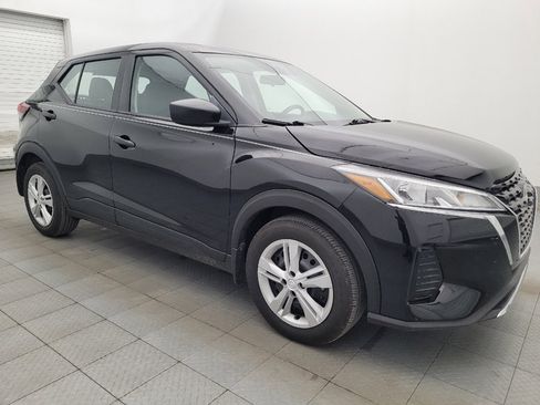 Used 2024 Nissan Kicks S FWD image 11