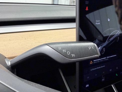 Used 2020 Tesla Model 3 Performance image 36